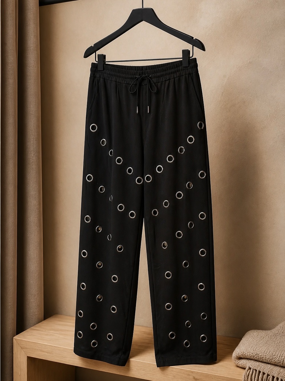 Black Grommet-Detail Wide Leg Pants
